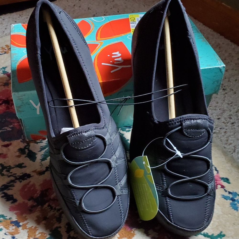 YUU HINSLEY 12 MED BLACK